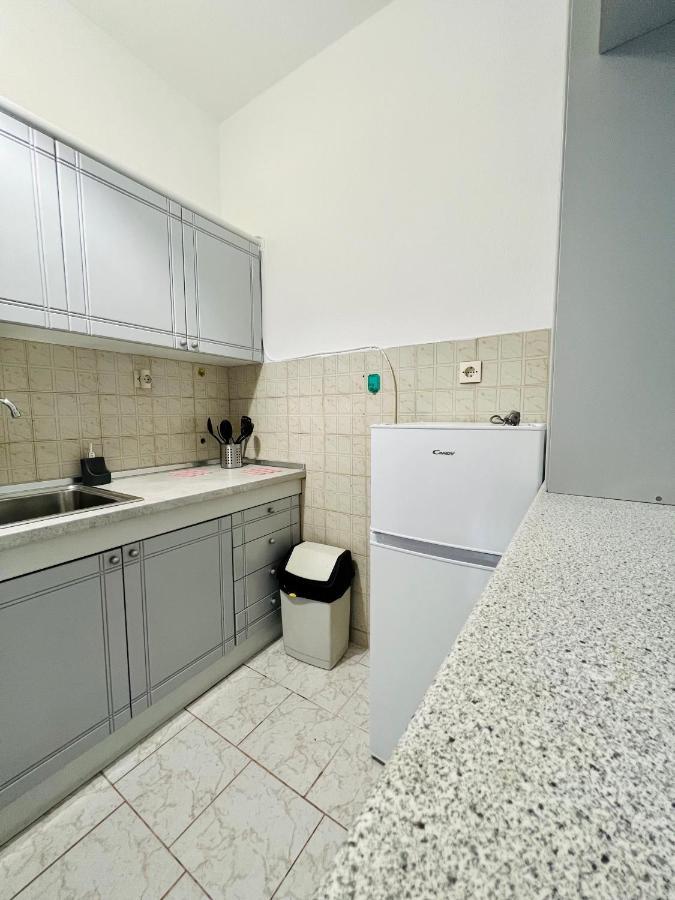 Atlantis Apartments Βρασνά Εξωτερικό φωτογραφία