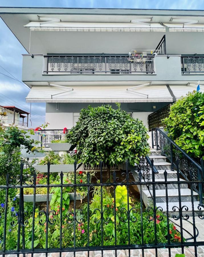 Atlantis Apartments Βρασνά Εξωτερικό φωτογραφία