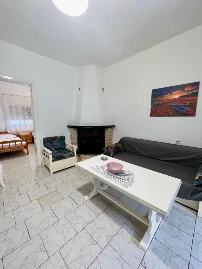 Atlantis Apartments Βρασνά Εξωτερικό φωτογραφία
