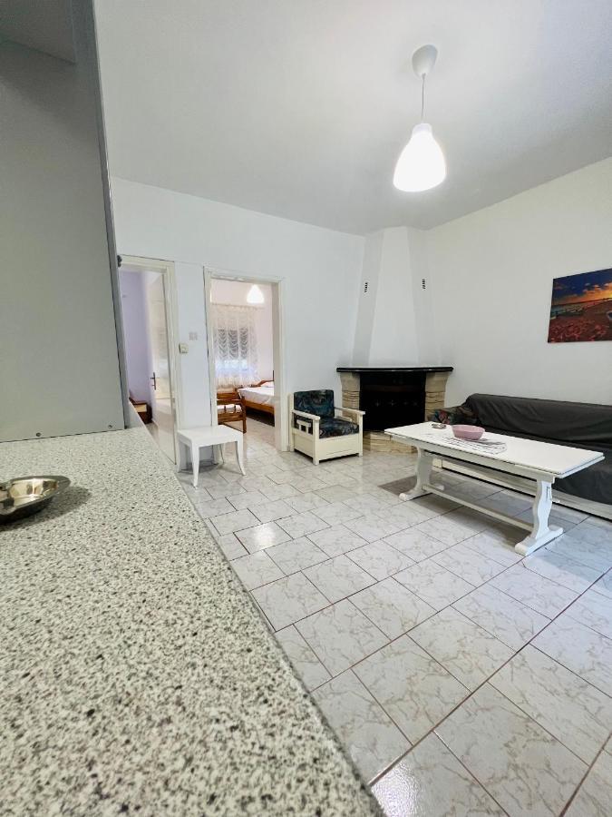 Atlantis Apartments Βρασνά Εξωτερικό φωτογραφία